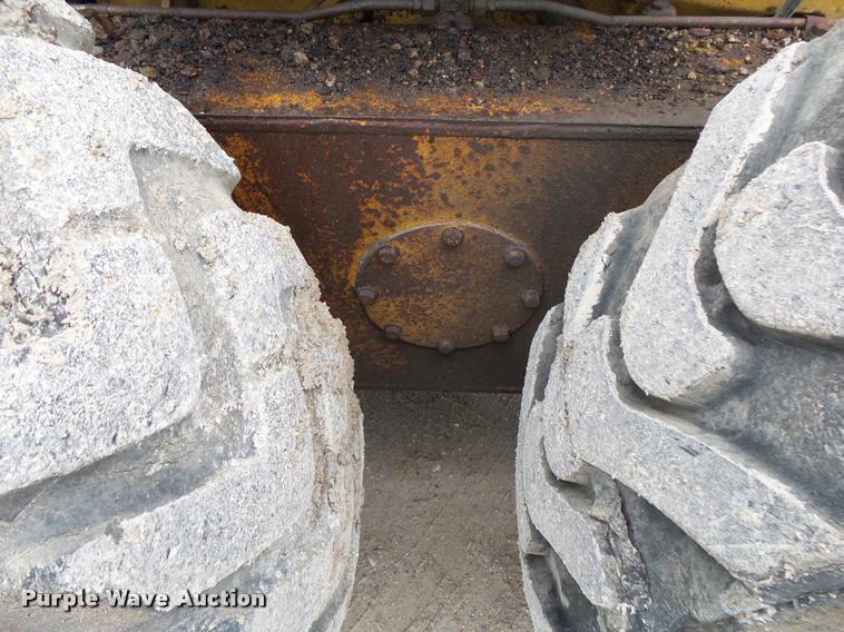 image for item DA2636 1991 Caterpillar 140G motor grader