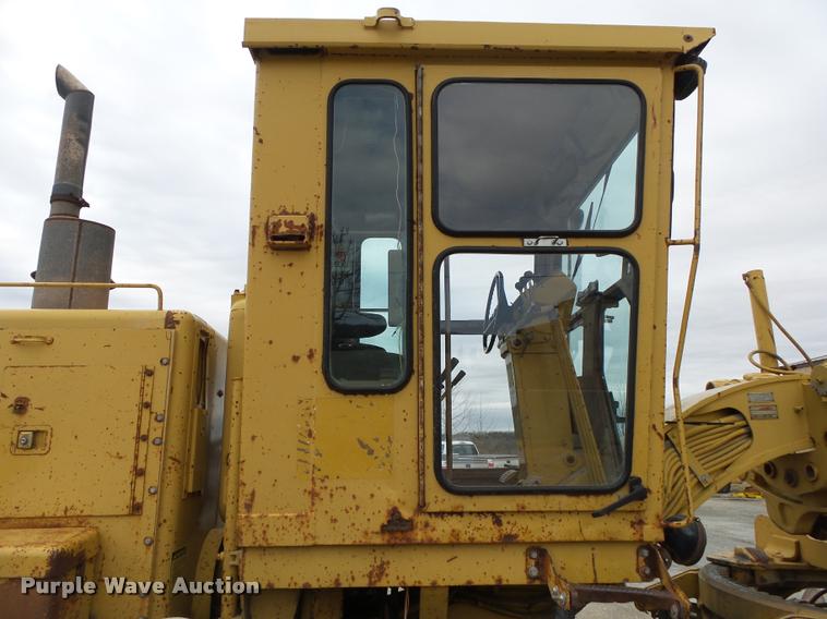 image for item DA2636 1991 Caterpillar 140G motor grader