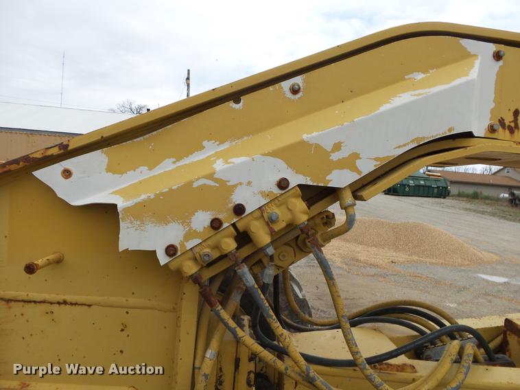 image for item DA2636 1991 Caterpillar 140G motor grader