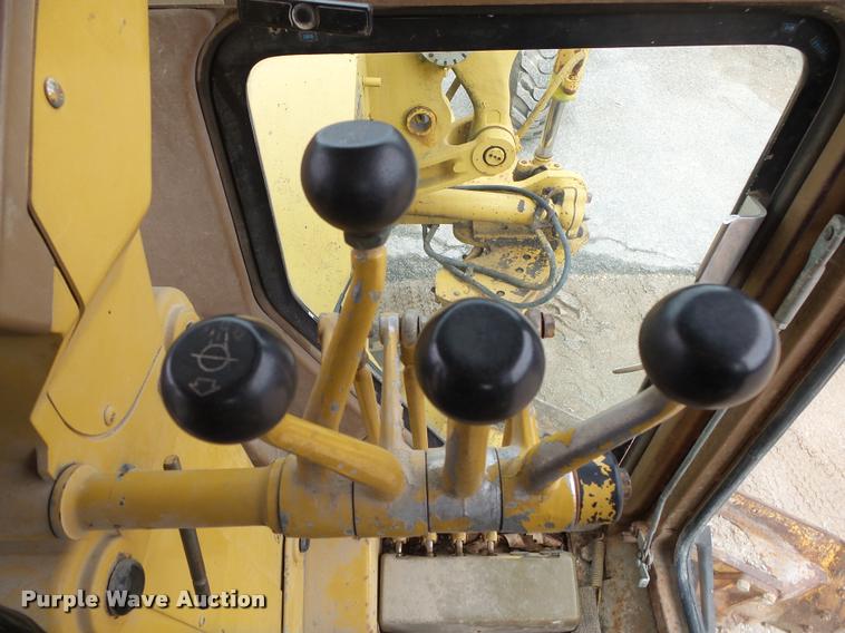 image for item DA2636 1991 Caterpillar 140G motor grader