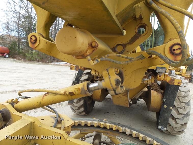 image for item DA2637 1995 Caterpillar 140G motor grader