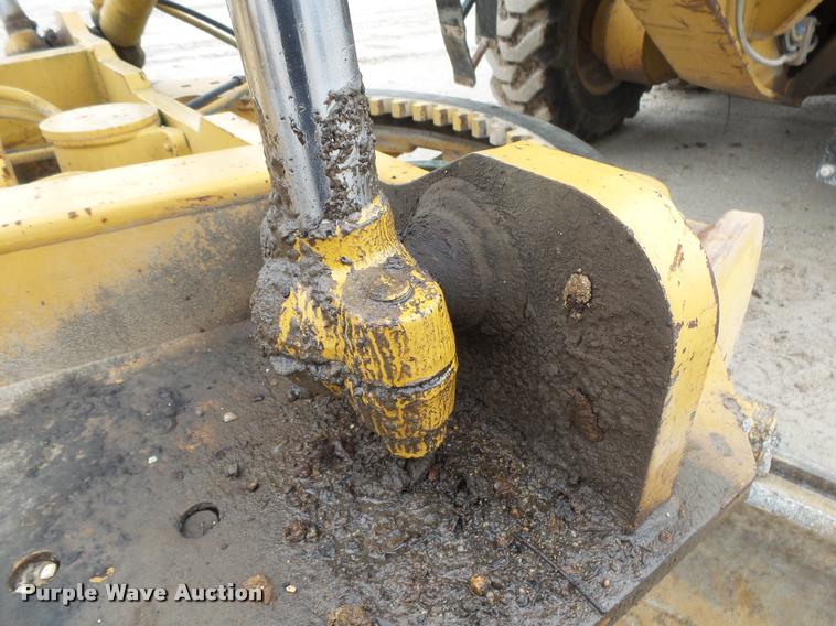 image for item DA2637 1995 Caterpillar 140G motor grader