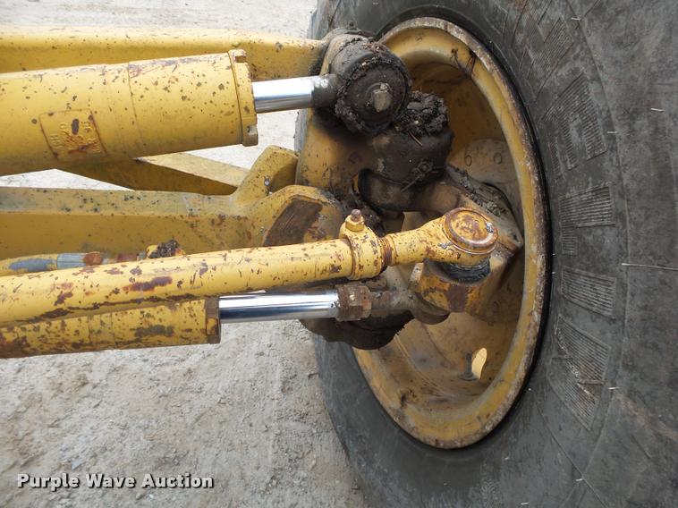 image for item DA2637 1995 Caterpillar 140G motor grader