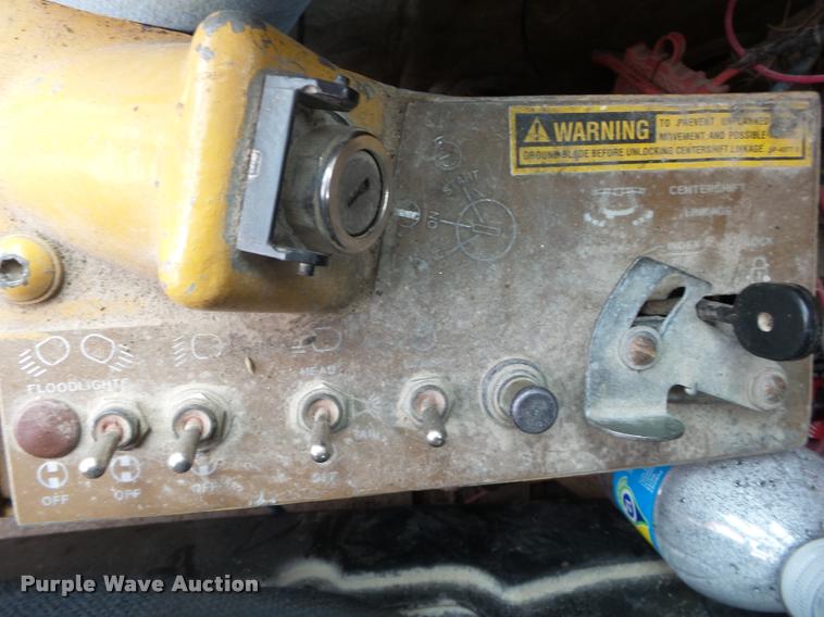 image for item DA2637 1995 Caterpillar 140G motor grader