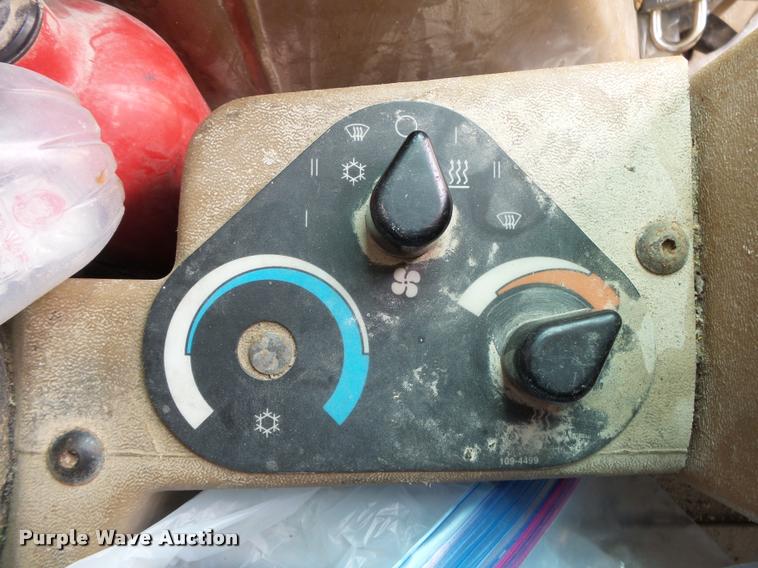 image for item DA2637 1995 Caterpillar 140G motor grader