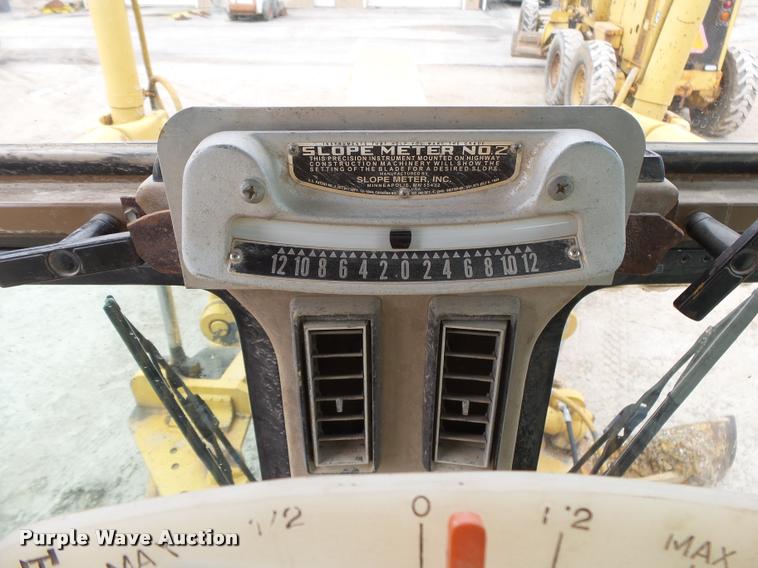 image for item DA2637 1995 Caterpillar 140G motor grader