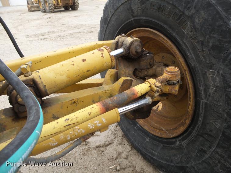 image for item DA2638 1993 Caterpillar 140G motor grader