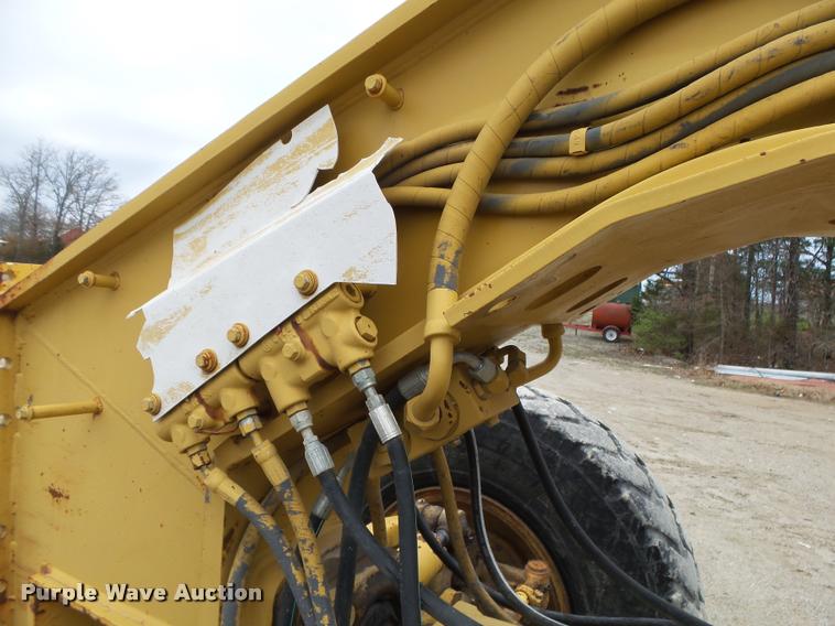 image for item DA2638 1993 Caterpillar 140G motor grader
