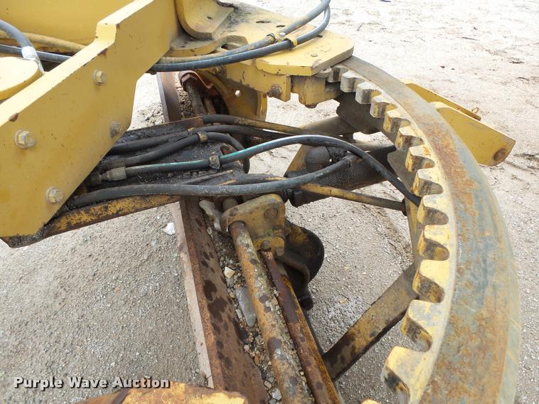 image for item DA2638 1993 Caterpillar 140G motor grader