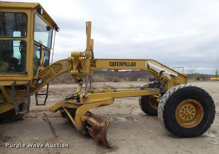 image for item DA2638 1993 Caterpillar 140G motor grader