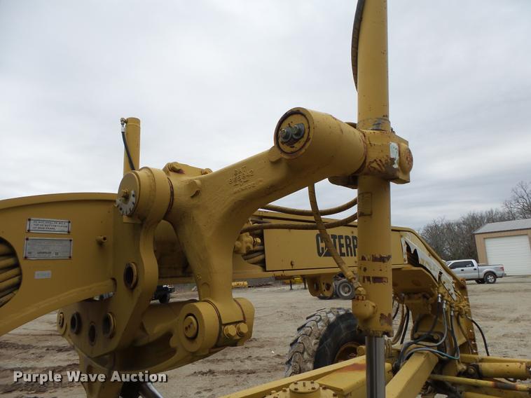 image for item DA2638 1993 Caterpillar 140G motor grader