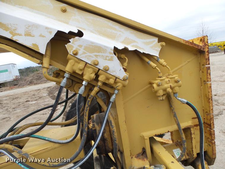 image for item DA2638 1993 Caterpillar 140G motor grader