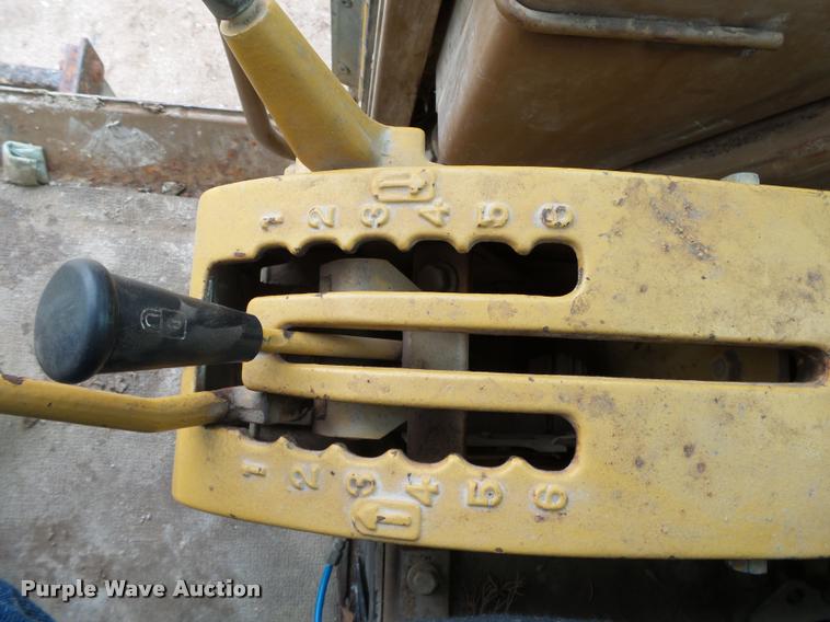 image for item DA2638 1993 Caterpillar 140G motor grader