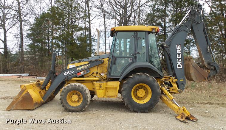 image for item DA2640 2008 John Deere 410J backhoe