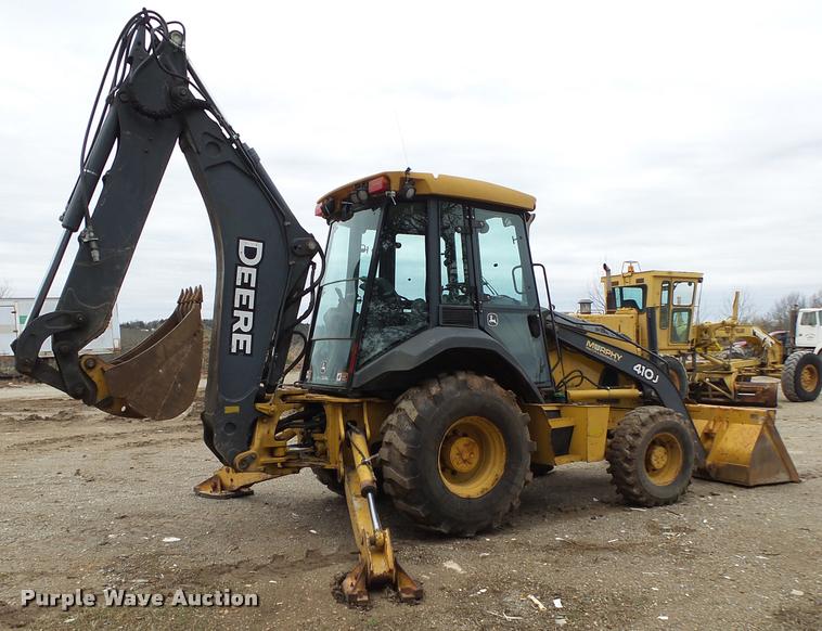 image for item DA2640 2008 John Deere 410J backhoe