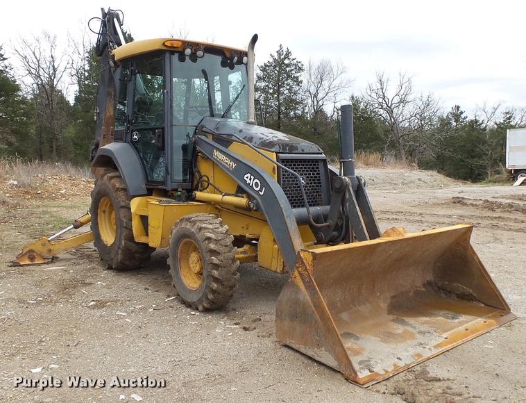 image for item DA2640 2008 John Deere 410J backhoe