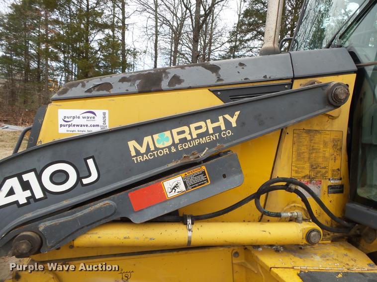 image for item DA2640 2008 John Deere 410J backhoe