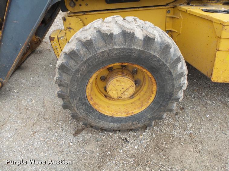 image for item DA2640 2008 John Deere 410J backhoe