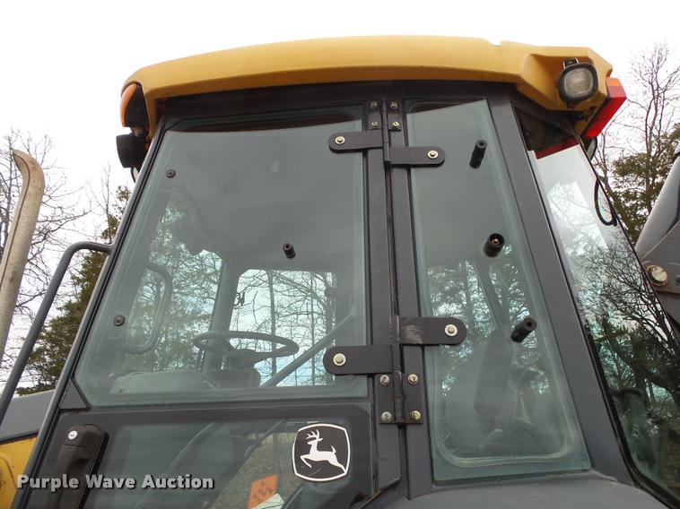 image for item DA2640 2008 John Deere 410J backhoe
