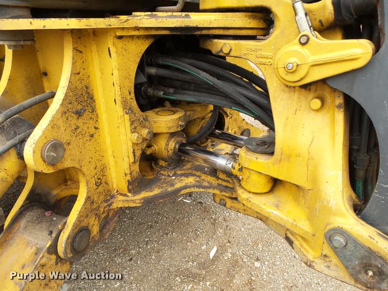 image for item DA2640 2008 John Deere 410J backhoe