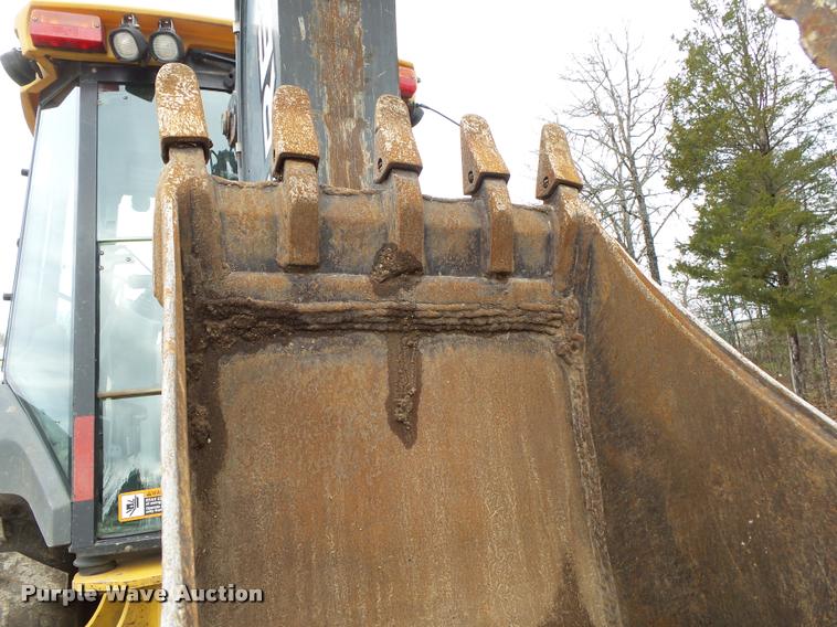 image for item DA2640 2008 John Deere 410J backhoe