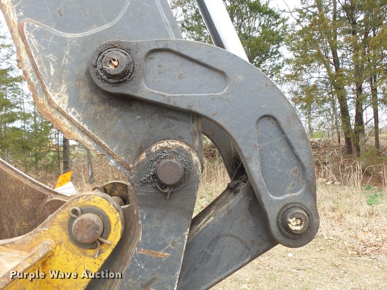 image for item DA2640 2008 John Deere 410J backhoe