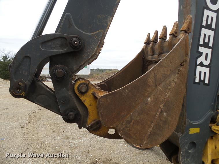 image for item DA2640 2008 John Deere 410J backhoe