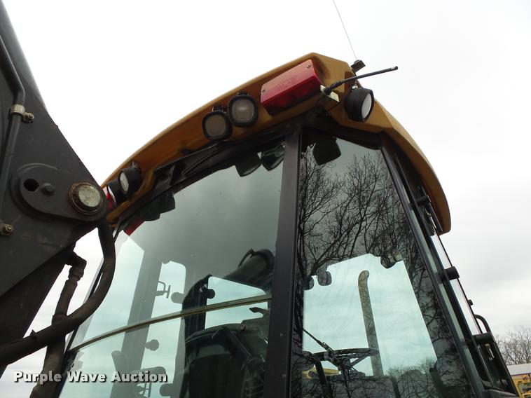 image for item DA2640 2008 John Deere 410J backhoe