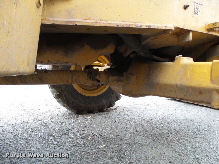 image for item DA2640 2008 John Deere 410J backhoe