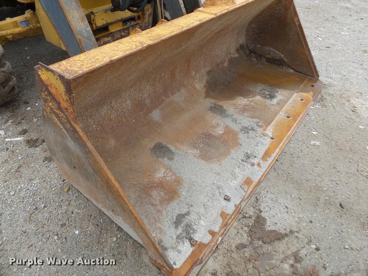 image for item DA2640 2008 John Deere 410J backhoe
