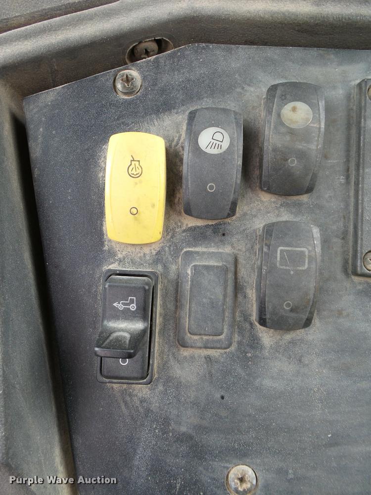 image for item DA2640 2008 John Deere 410J backhoe