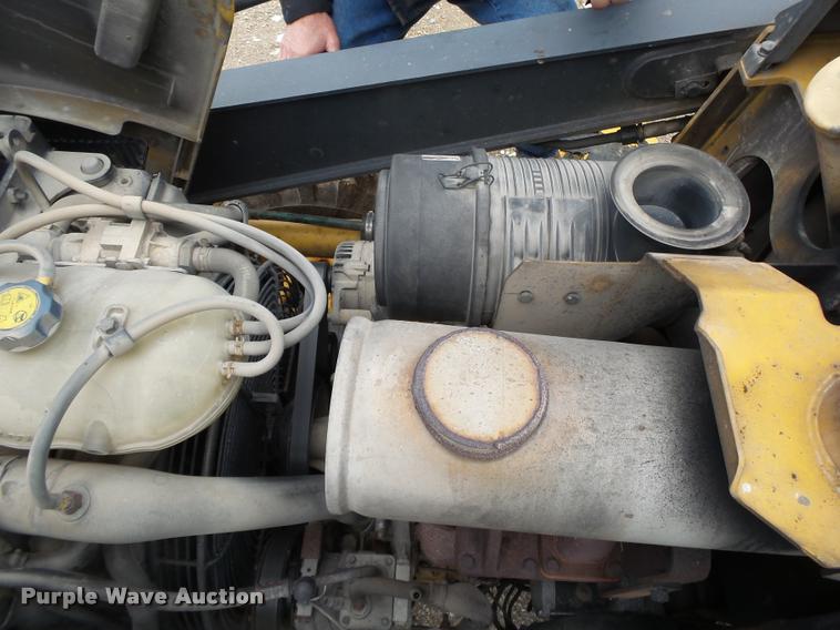 image for item DA2640 2008 John Deere 410J backhoe