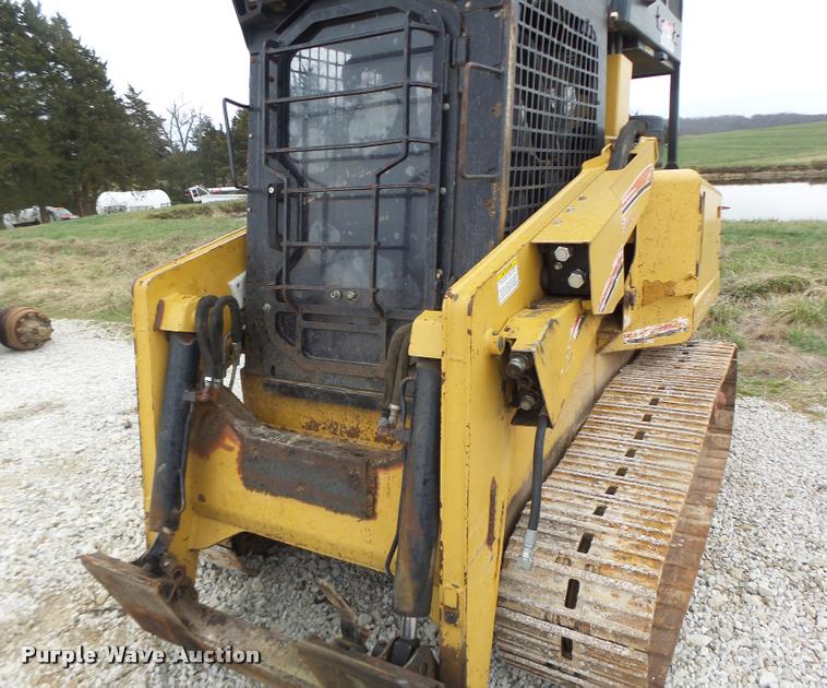 image for item DA3391 2009 Rayco C100LFM skid steer