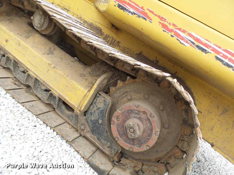 image for item DA3392 2010 Rayco C100LFM skid steer