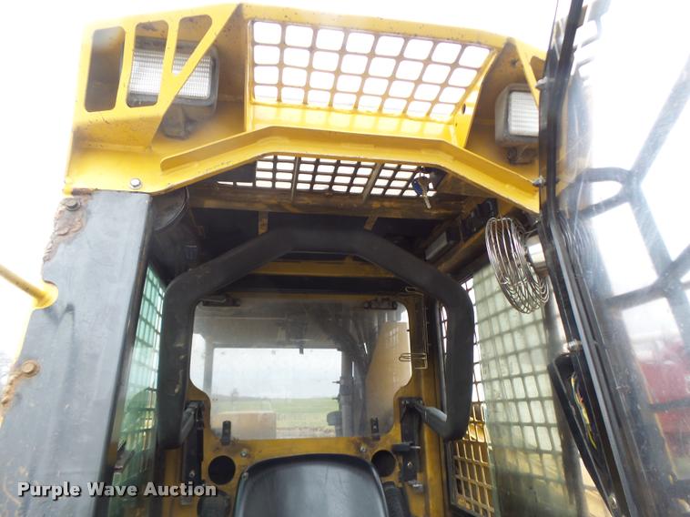 image for item DA3392 2010 Rayco C100LFM skid steer