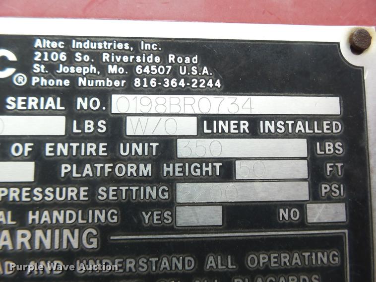 image for item DA3395 1998 Ford F800 bucket truck