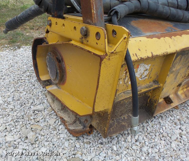 image for item DA3406 (2) 2010 Rayco FM100-6 mulchers