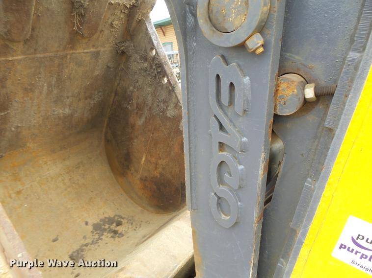image for item DA3408 2009 Komatsu PC228USLC-3 excavator