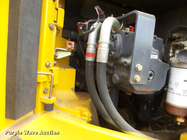 image for item DA3408 2009 Komatsu PC228USLC-3 excavator