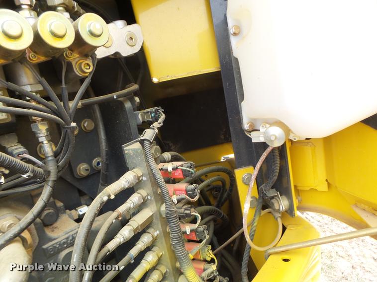 image for item DA3408 2009 Komatsu PC228USLC-3 excavator