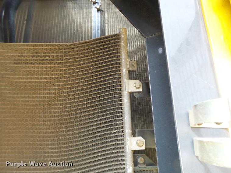 image for item DA3408 2009 Komatsu PC228USLC-3 excavator