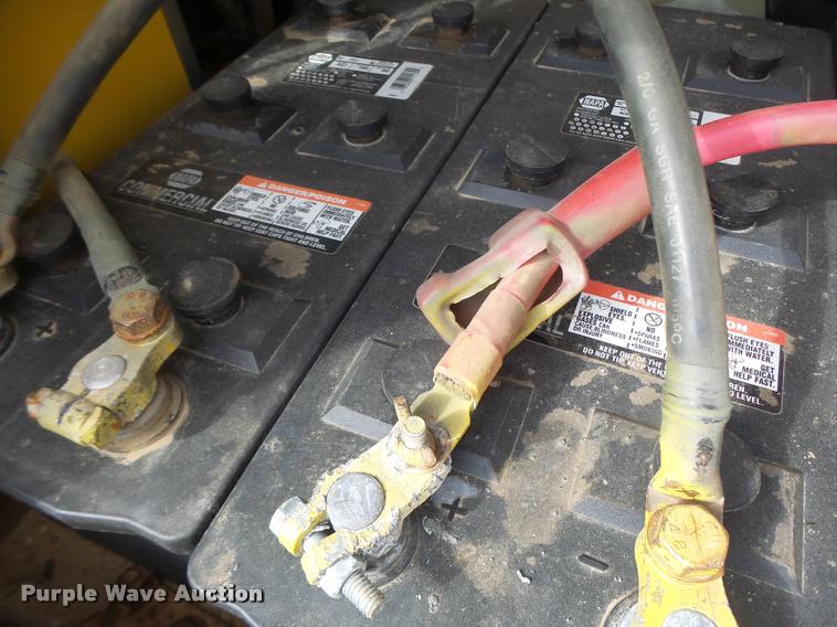 image for item DA3408 2009 Komatsu PC228USLC-3 excavator