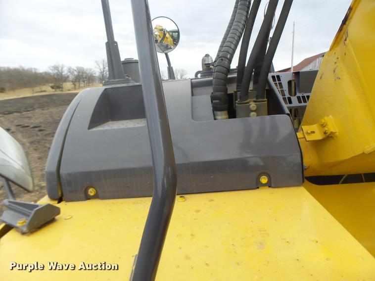 image for item DA3408 2009 Komatsu PC228USLC-3 excavator