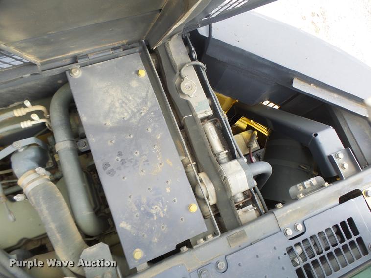 image for item DA3408 2009 Komatsu PC228USLC-3 excavator