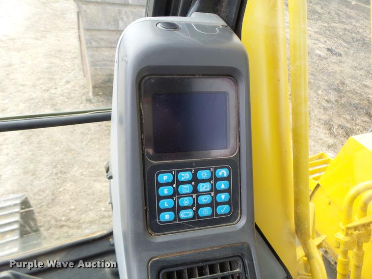 image for item DA3408 2009 Komatsu PC228USLC-3 excavator