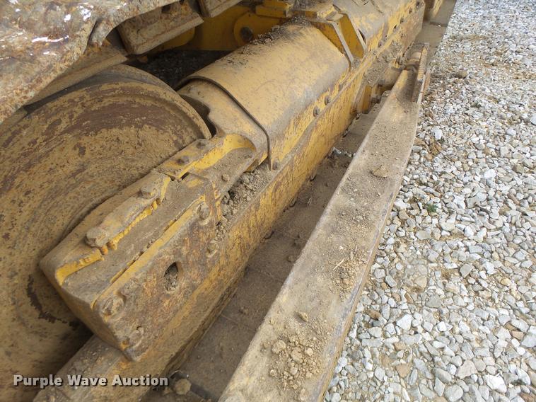 image for item DA3409 2004 John Deere 850C Series II dozer