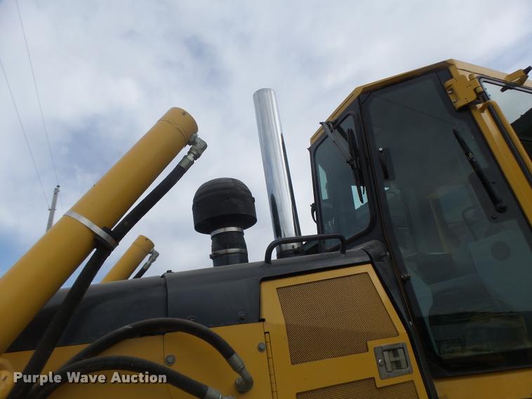 image for item DA3409 2004 John Deere 850C Series II dozer