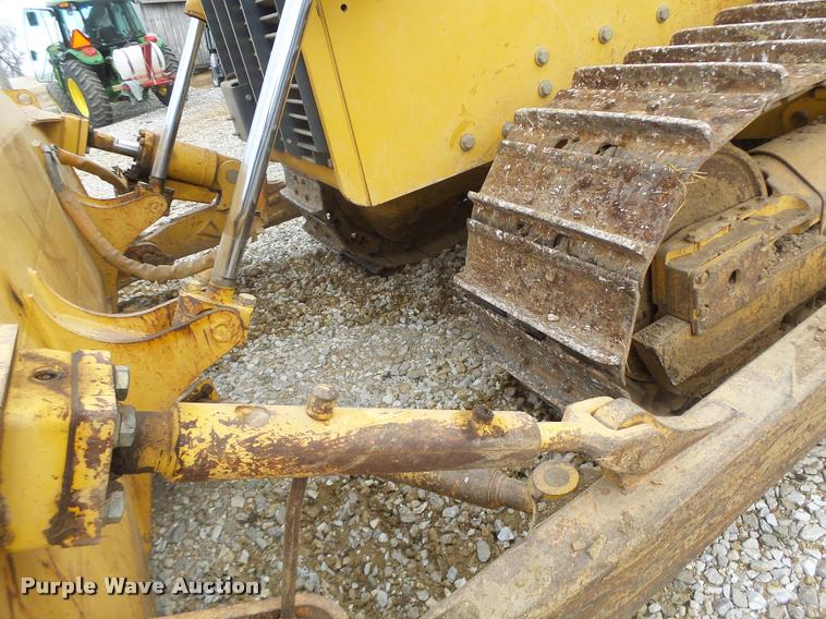 image for item DA3409 2004 John Deere 850C Series II dozer