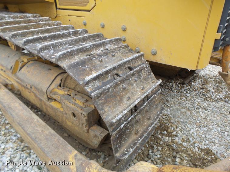 image for item DA3409 2004 John Deere 850C Series II dozer