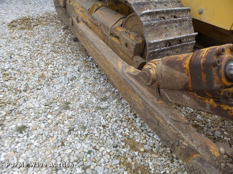 image for item DA3409 2004 John Deere 850C Series II dozer